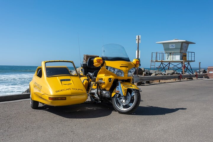 Oceanside, Auto Museum & Winery Tour & Tasting - Photo 1 of 19